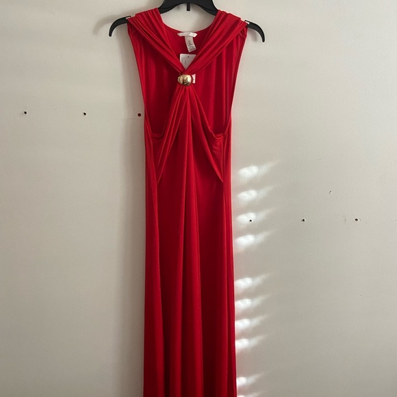 NWT Elegant Red Halter Dress with Gold Detailing - Luxury Occassion Maxi Dress - Picture 4 of 10